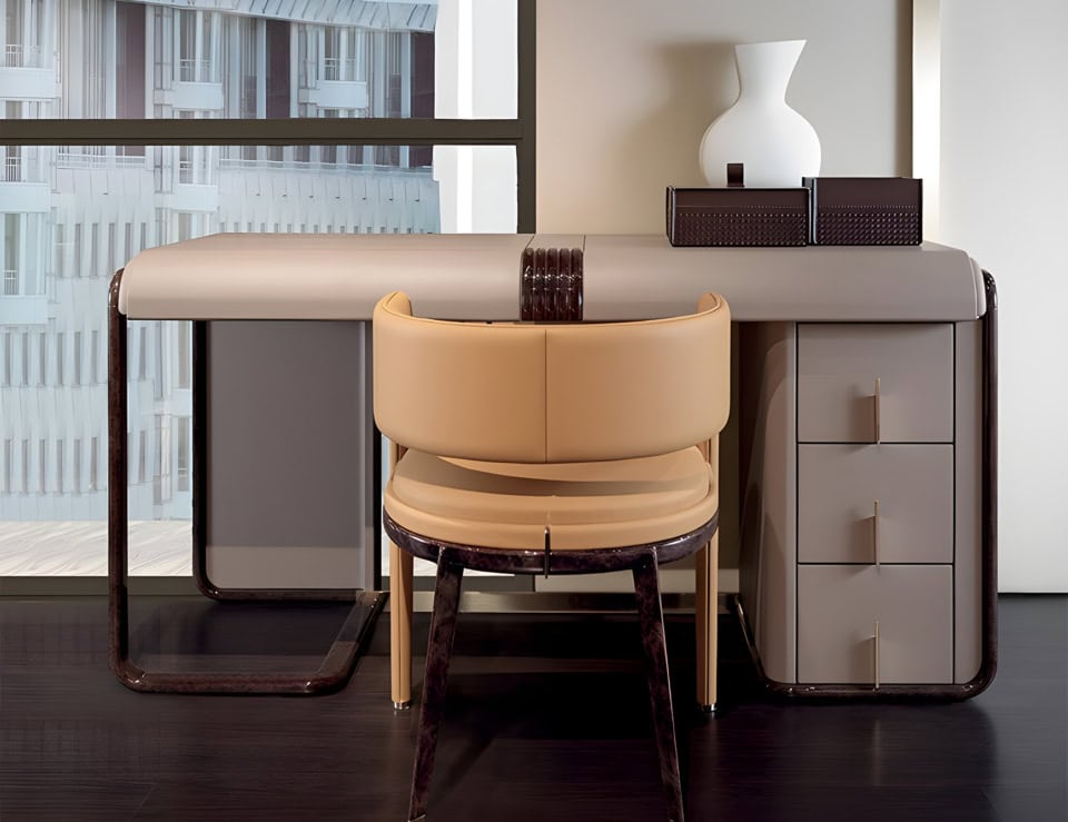 Lacquered wood Eclipse desk with drawers and curved edges