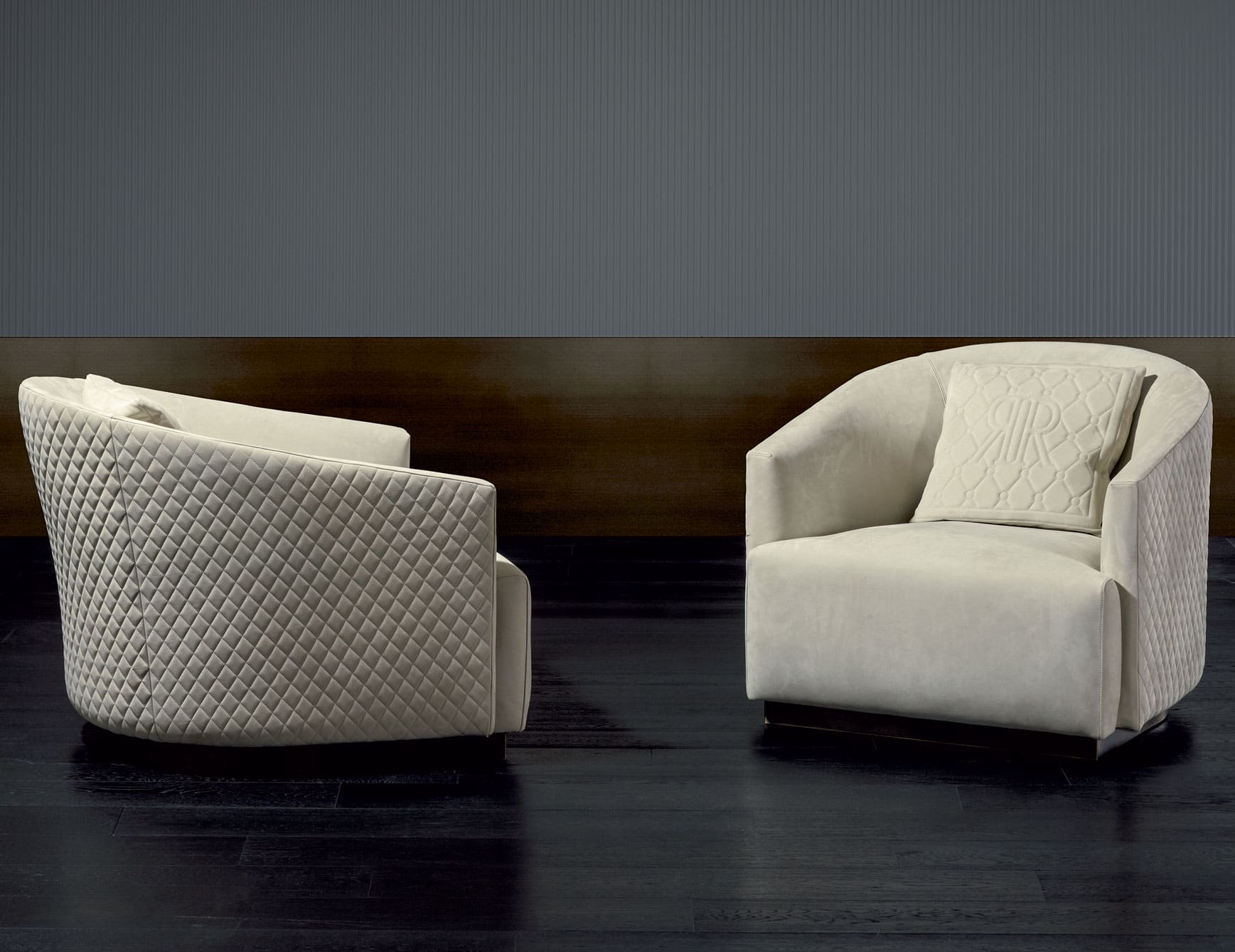 Opera - Leather swivel sofa chairs with quilted pattern