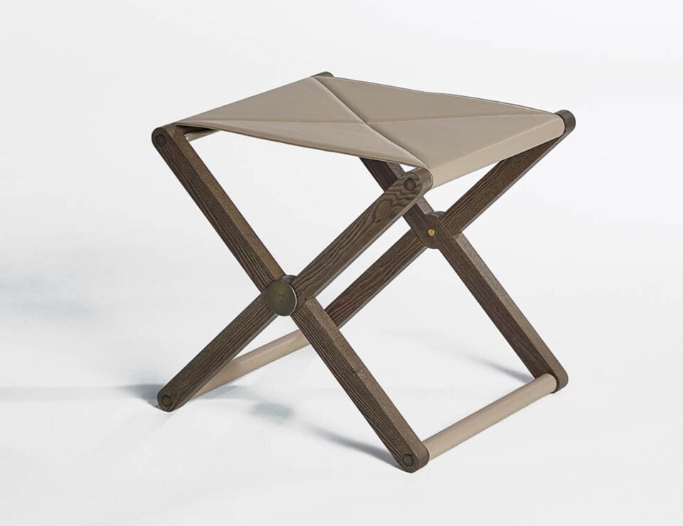 Scranno modern luxury ottoman bench with brown Walnut wood